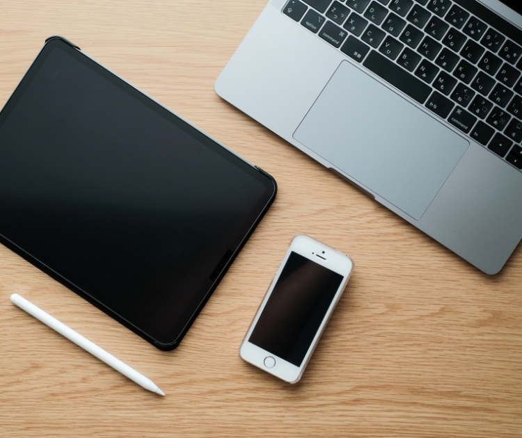 スマートフォン/ノートPC